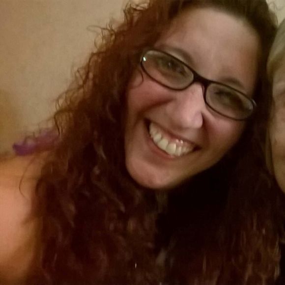 Meet your Posher, Elena - Picture 1 of 1